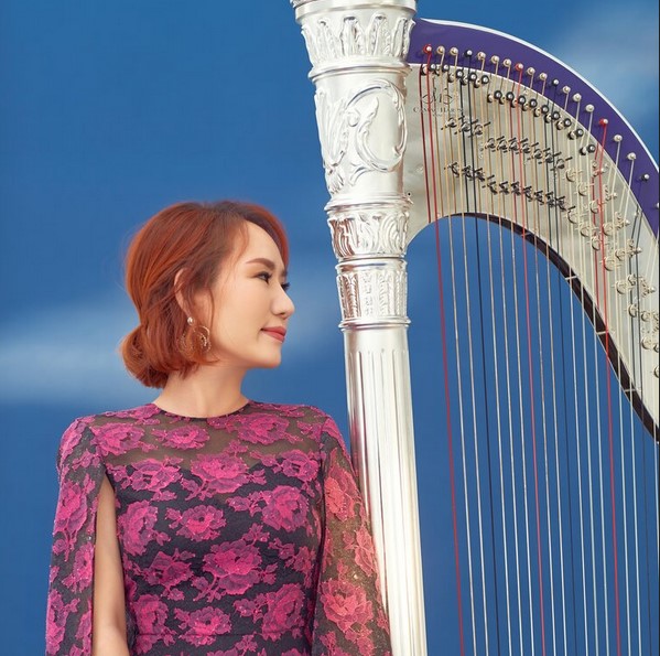 Hae Joo Hahn, Harp Sang Eil Shin, Piano at Carnegie Hall (Site)