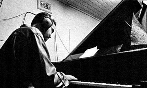Sean Wayland Trio at Mezzrow (Early and Late Shows) (Site)