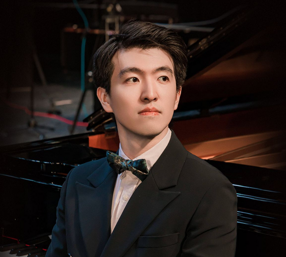 Yangmingtian Zhao Solo Recital at Carnegie Hall (Site)
