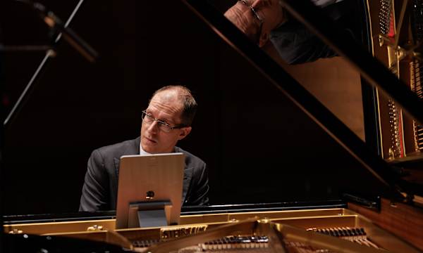 Beethoven Piano Sonatas I at Lincoln Center (Site)