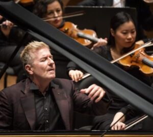 Thibaudet Performs Liszt  at Lincoln Center (Site)