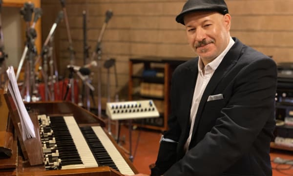 Brian Charette (Organ) Quartet at Jazzcultural (Site)